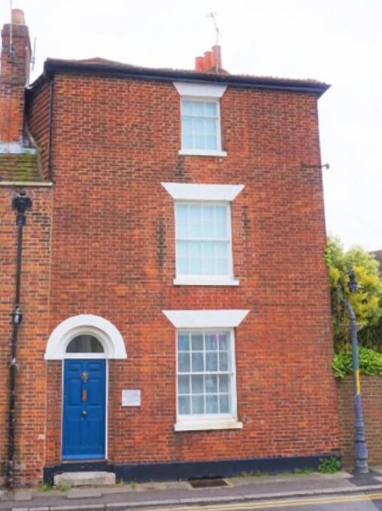 Chaucer House BijouAbode