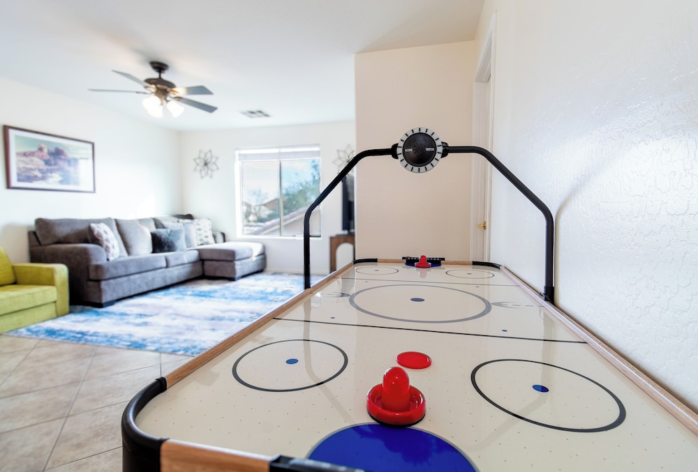 Casa Desert Willow 5BR Home & Pool
