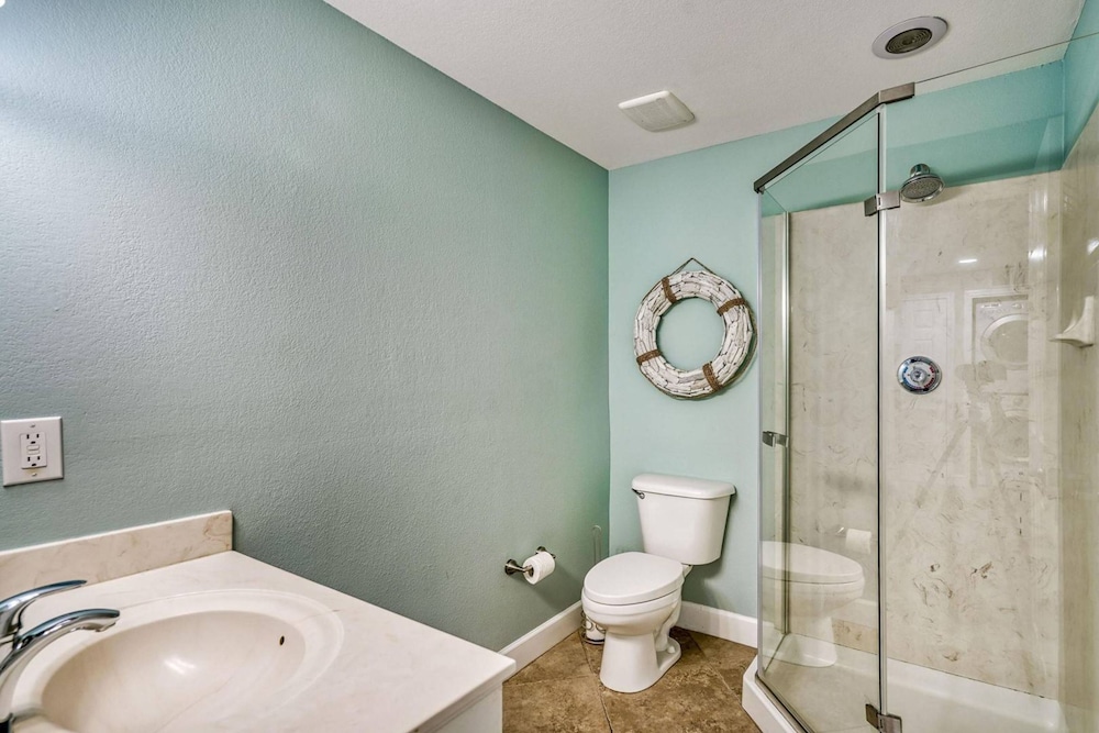 Sea Turtle Retreat! 3BR Beachfront Condo With Stunning Gulf Views Sleeps 8