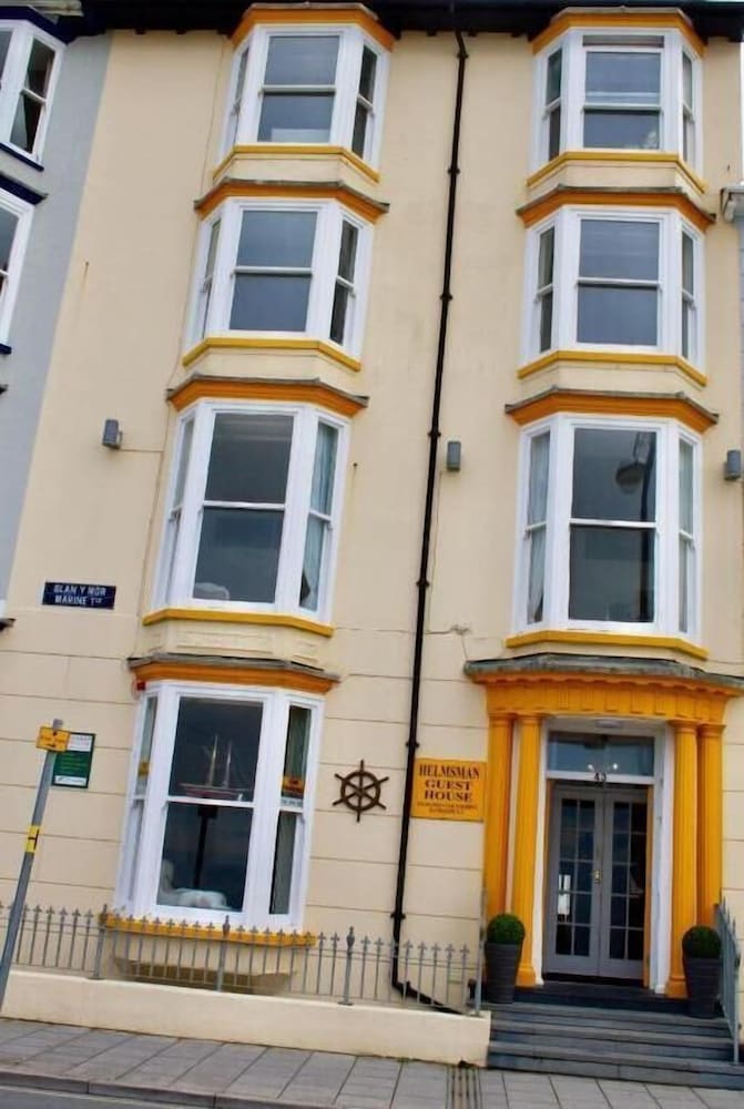 Helmsman Guesthouse