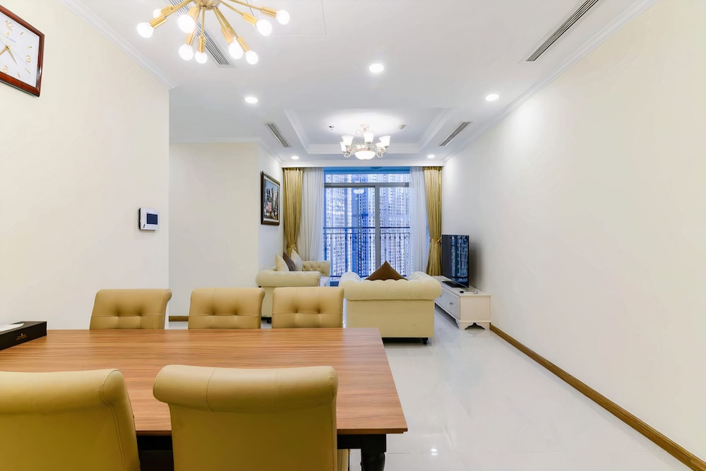 Kelly House at Vinhomes Central Park