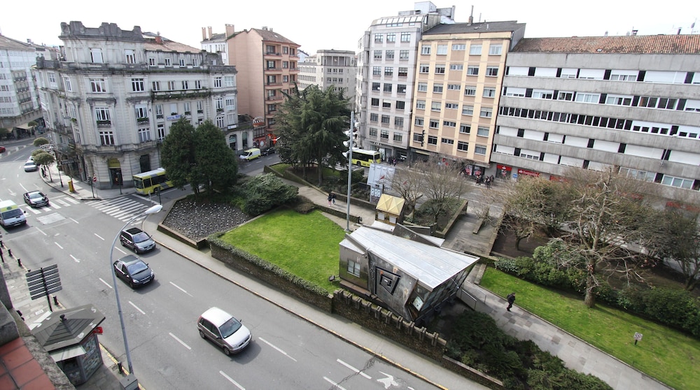 PR Plaza de Galicia view 3