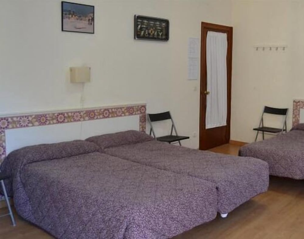San Sebastian Vacations - Pension San Juan - Property Image 23