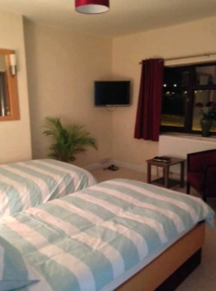 Hotel Crofton Arms