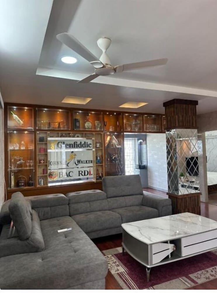 SBHS Homestay - Neeladri