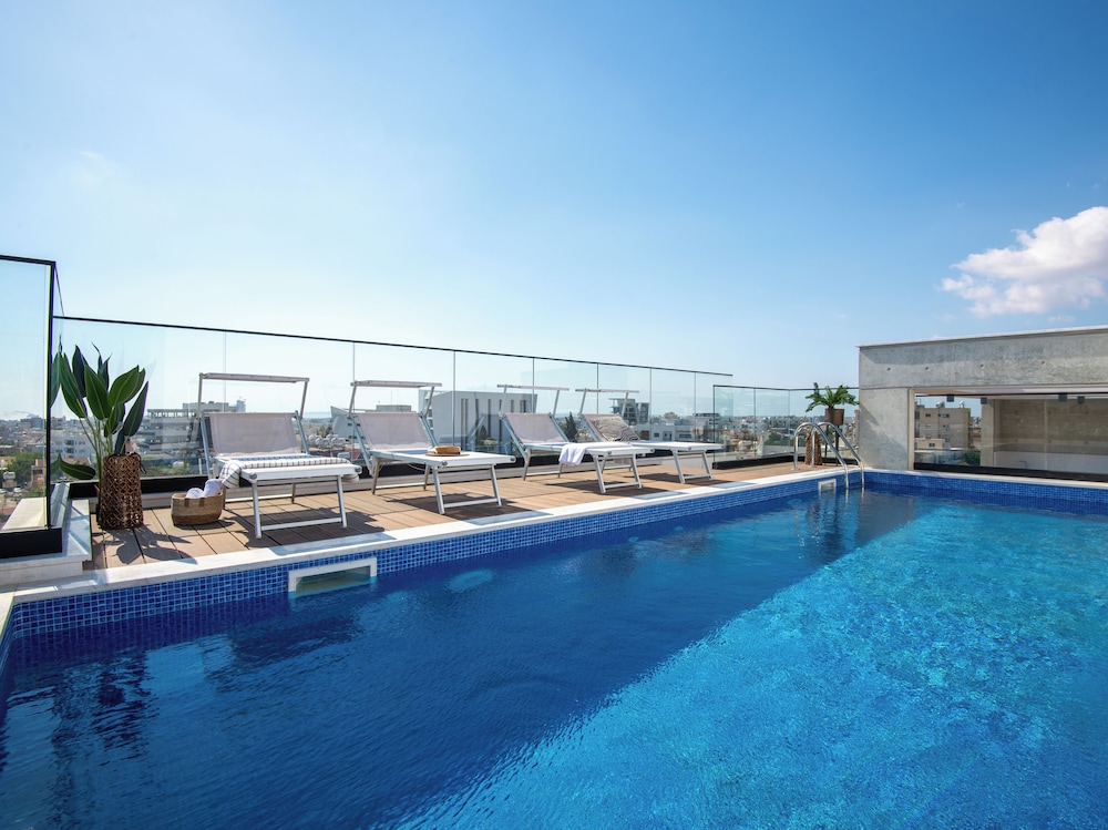 Sanders Crystal 2 Limassol