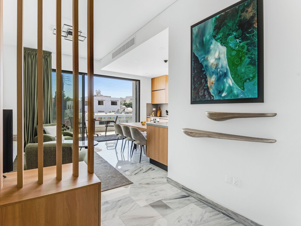 Sanders Olive Shared Pool Apartments