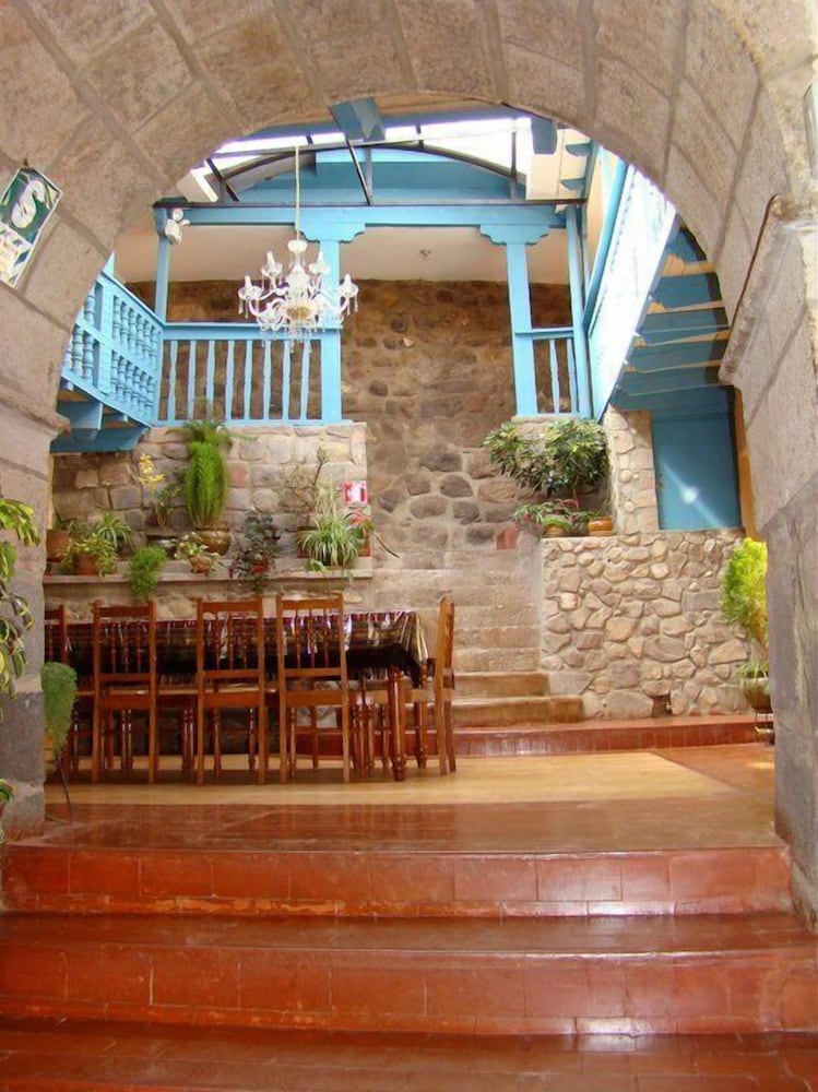 Hostal Suecia I