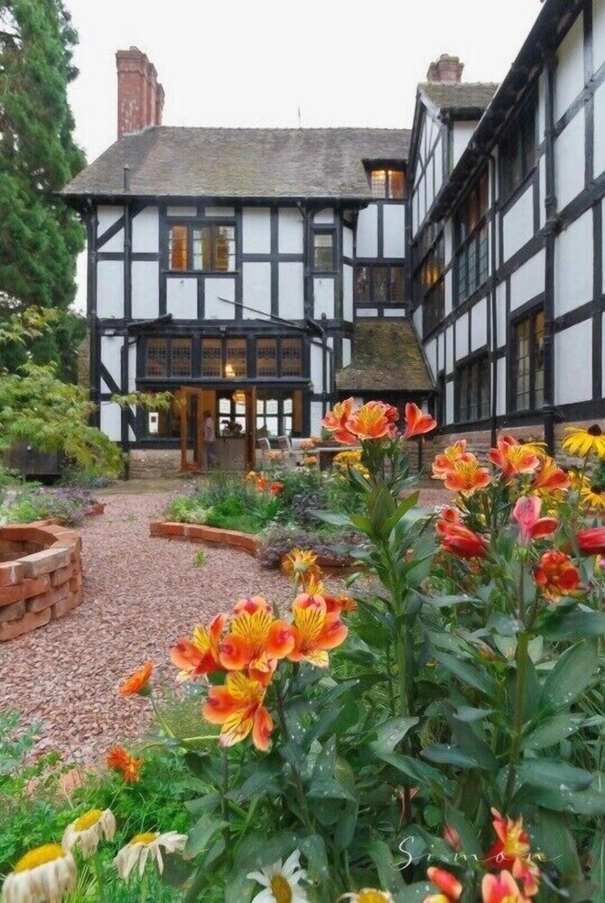 Rowden Abbey B&B