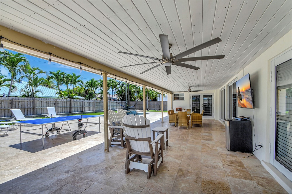 Dolphin Villa Private Pool!
