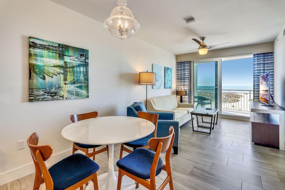 Oceana 202 West