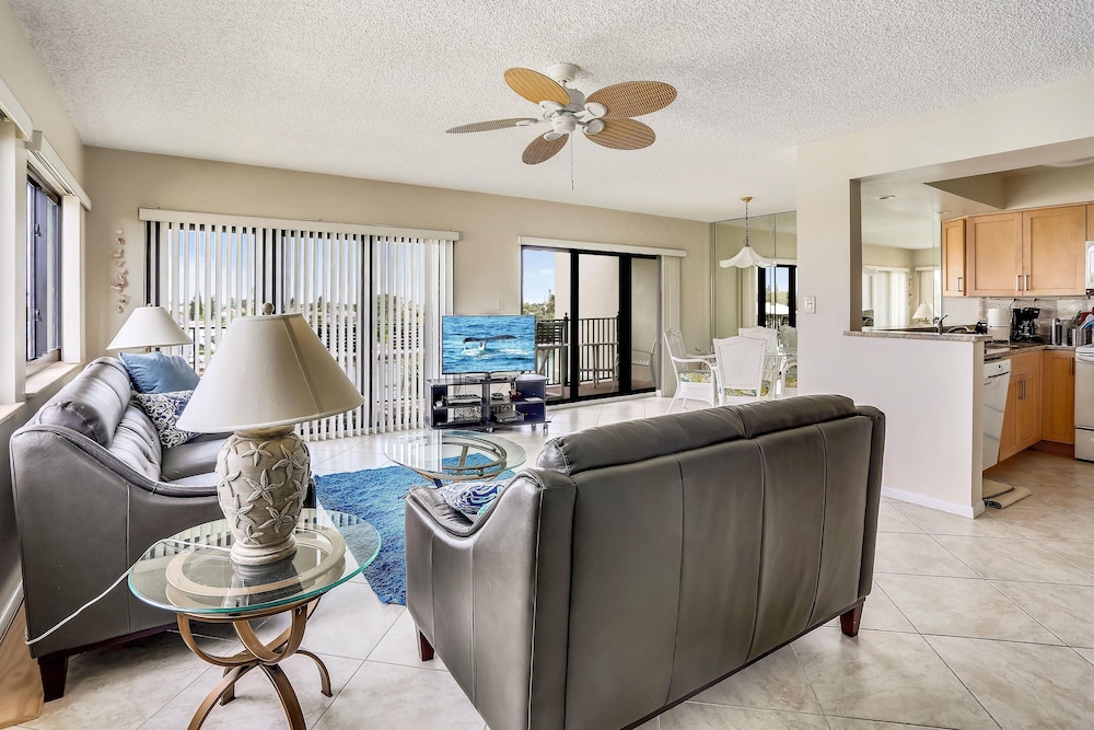 Land's End 4-401 Bay Front - Premier