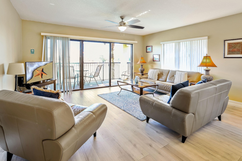 Land's End 3-206 Bay Front - Premier