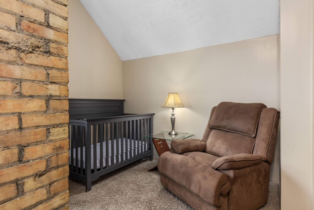 HIstoric 4 BR Near Fulton St