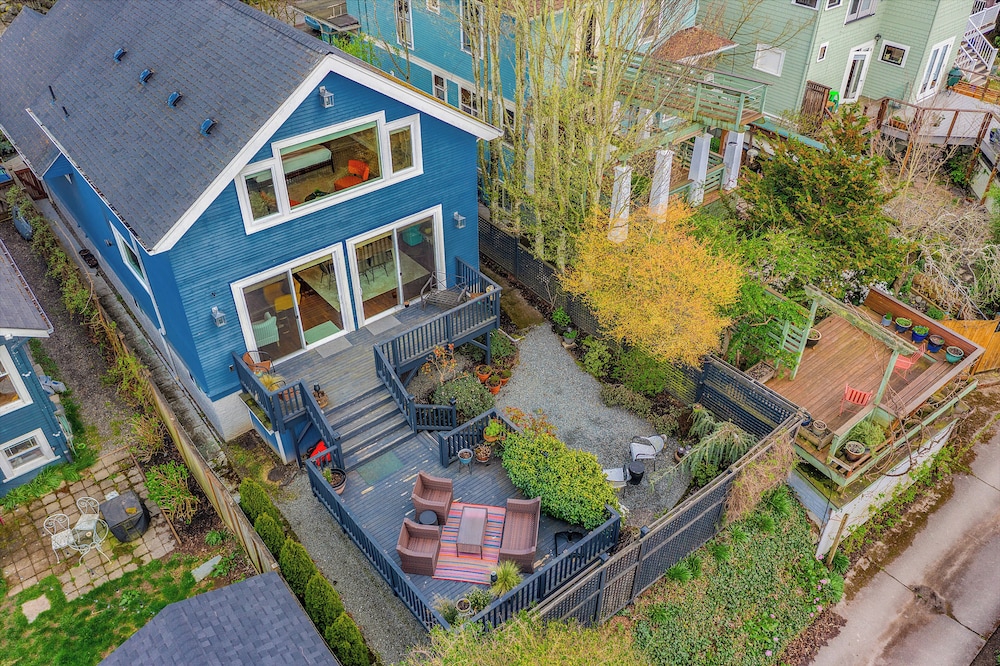 Madrona Bliss A Modern Escape