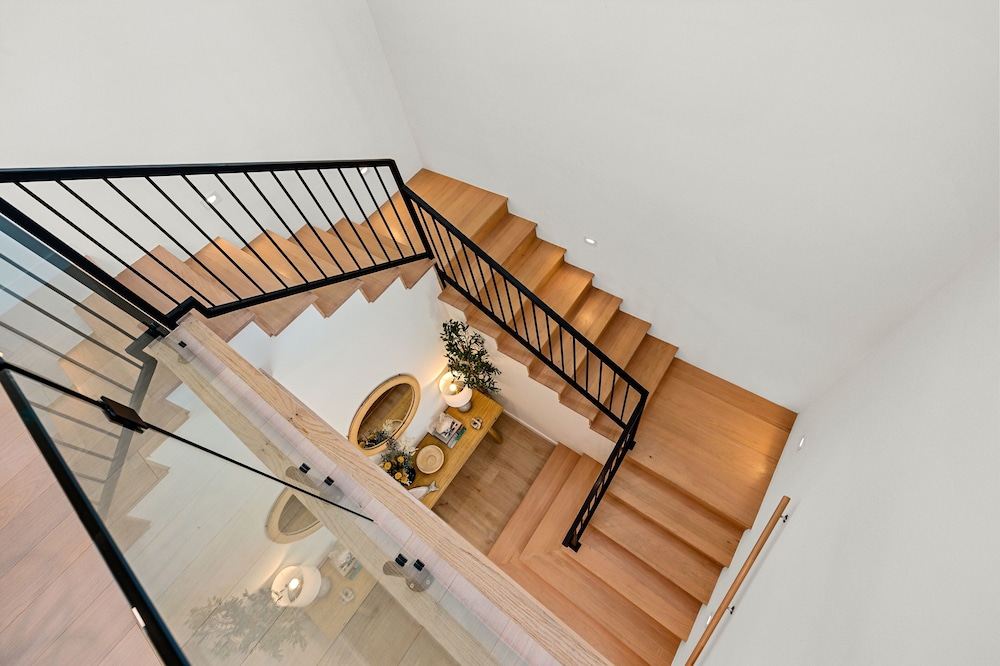 Miramar House, 120 E. Constellation 6 Bedroom Home