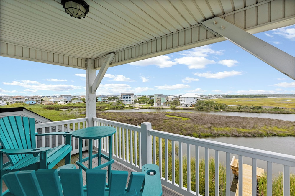 Palm Beach North by Topsail Realty