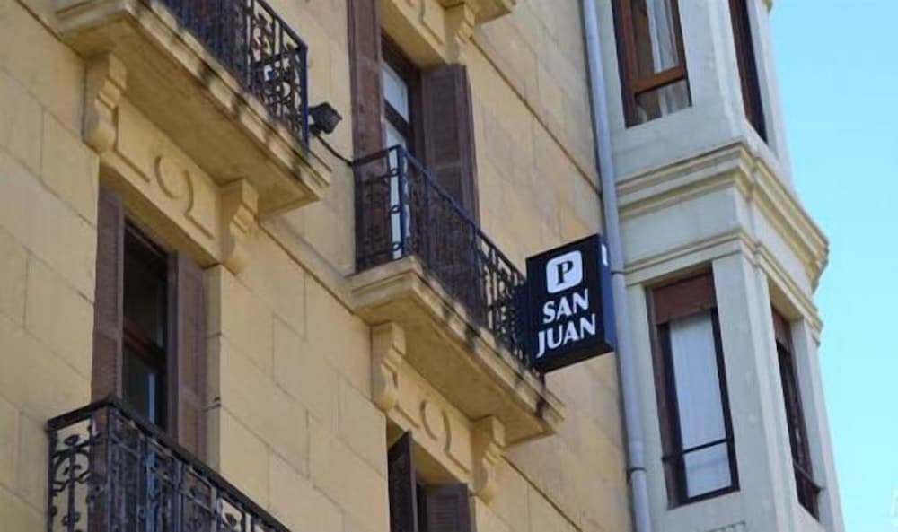 San Sebastian Vacations - Pension San Juan - Property Image 19