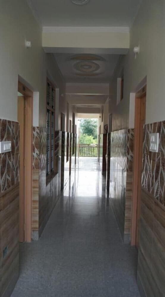 Hotel Vijay Residency Barkot