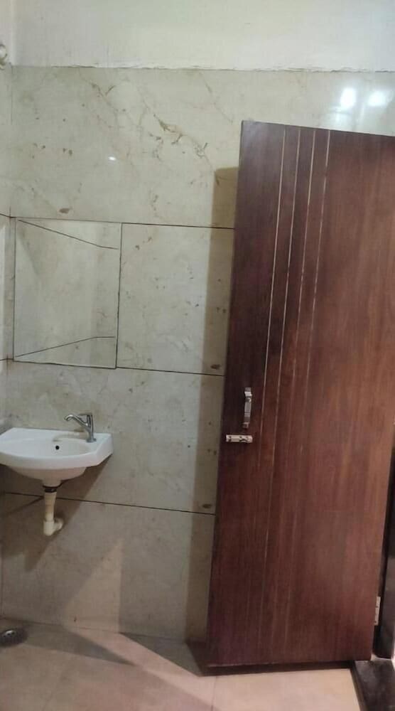 S.K. Plaza Hotel