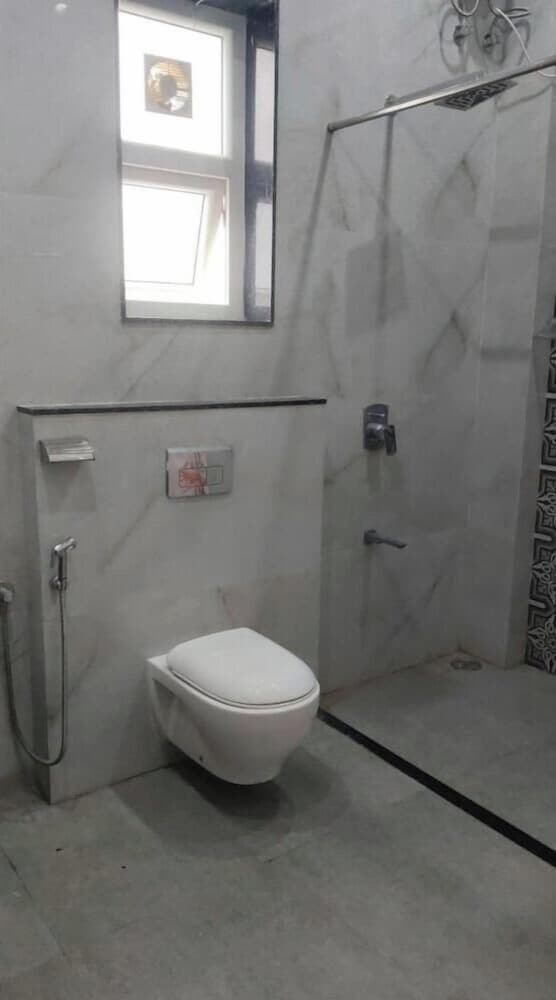 Hotel Kesar bagh