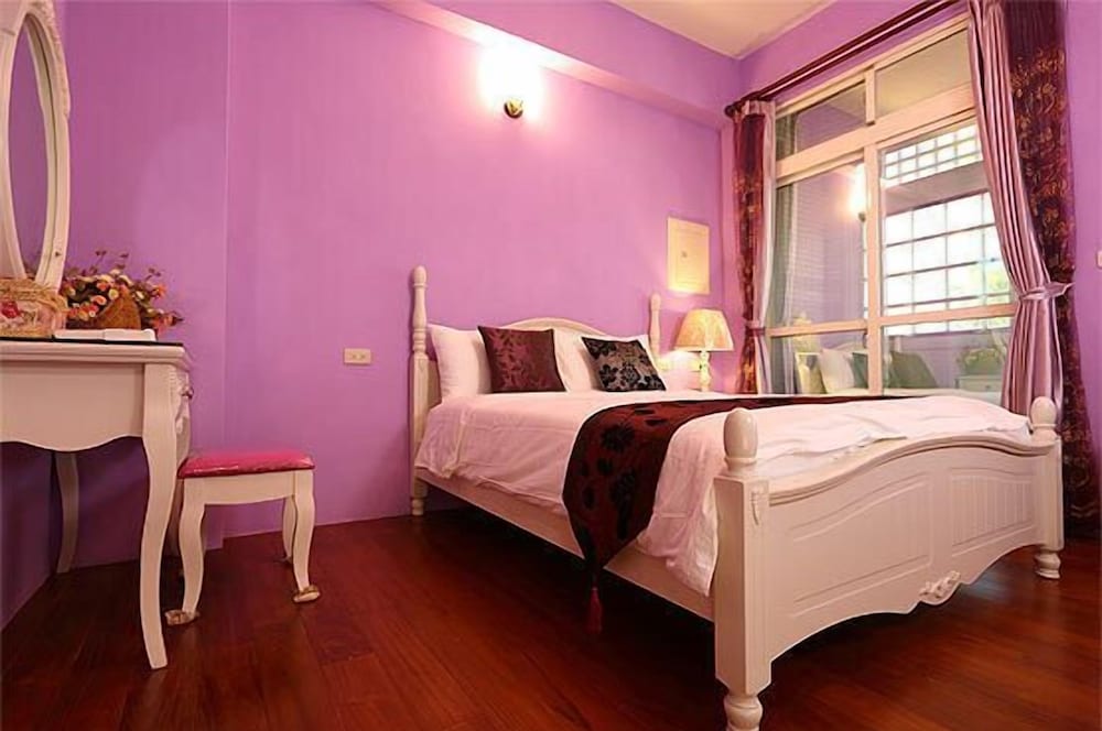 Love Family Hostel