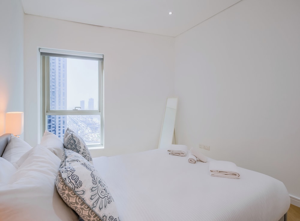 Marina Heights Residences - Dubai Marina