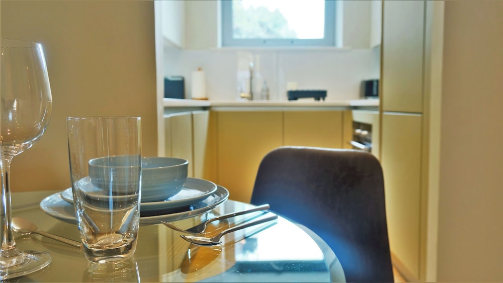 Accomodo London Southbank - Spacious & Elegant Apartments near Big Ben & London Eye