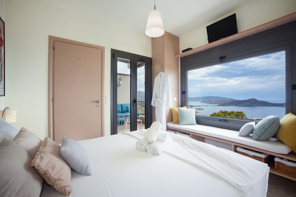 Elounda Sunrise Villa