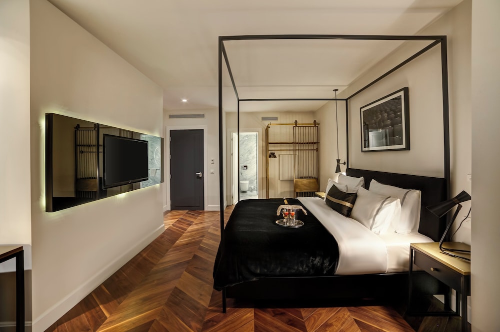 39 Kalamış Marina Oteli - Image 35