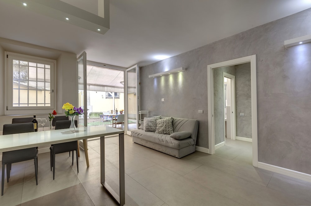 Exceptional and Comfortable for 7 People in the Center of Florence