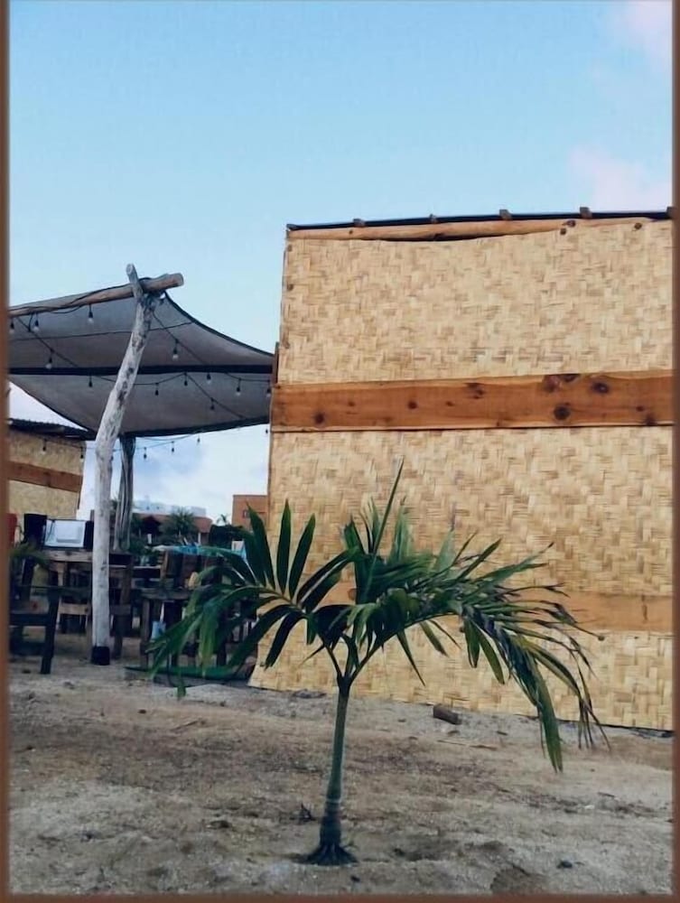 Hotel Camp - Santos - Image 1