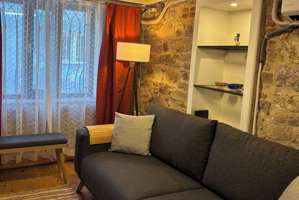 Idor Guest House
