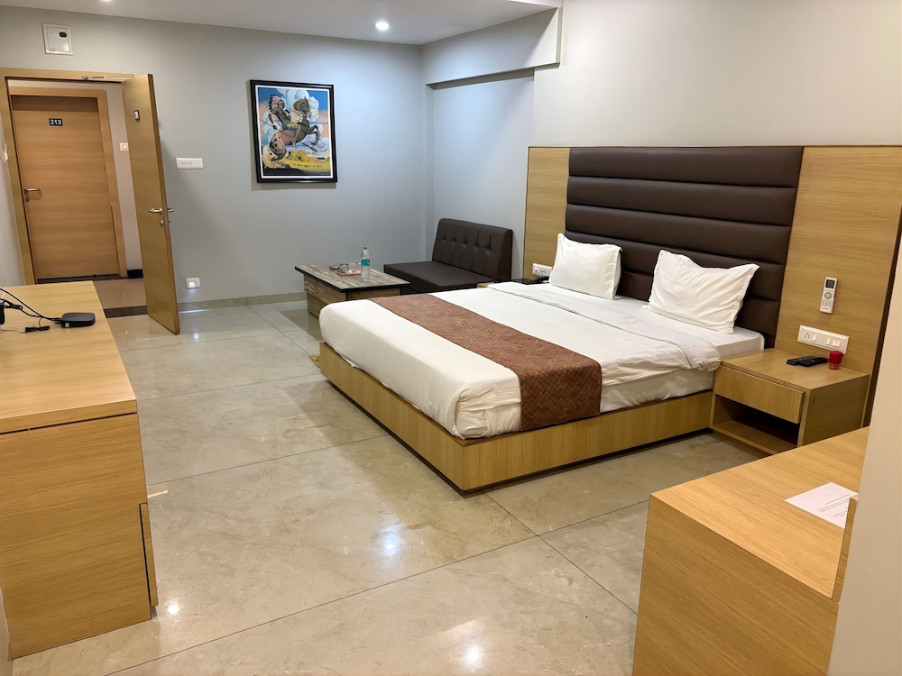 Grand Basant Ambikapur