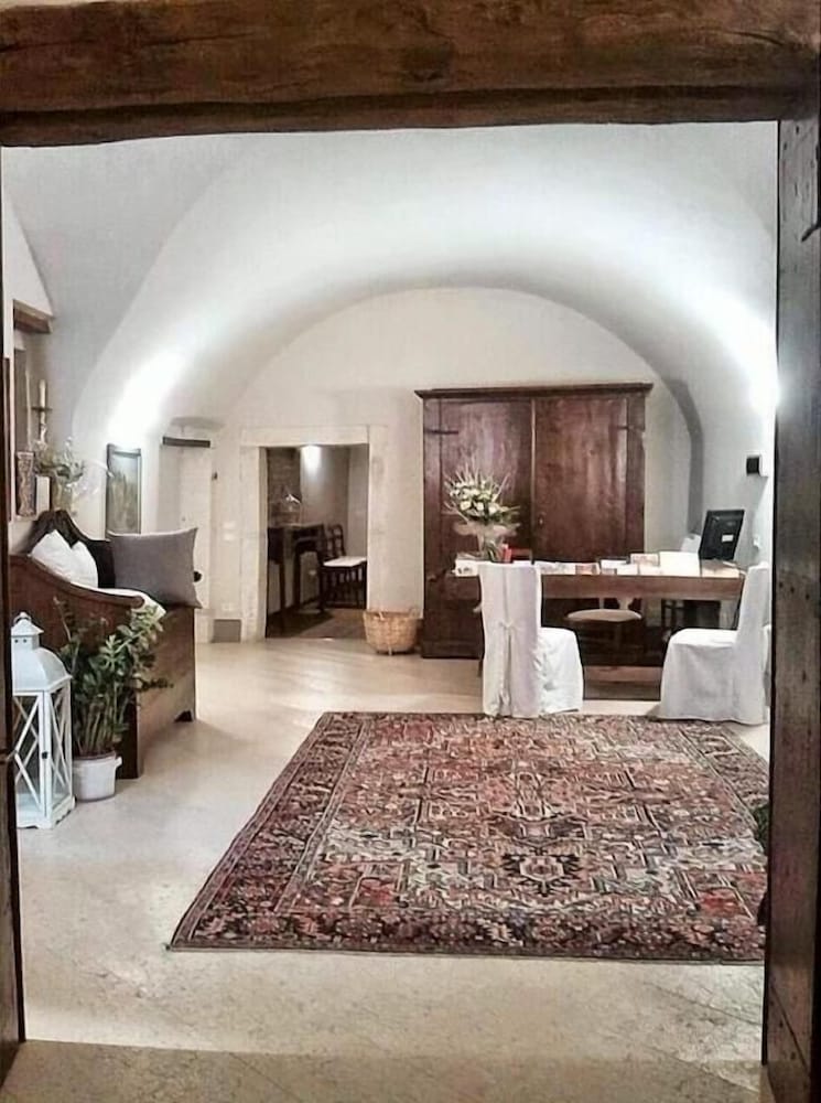 Corte Castello
