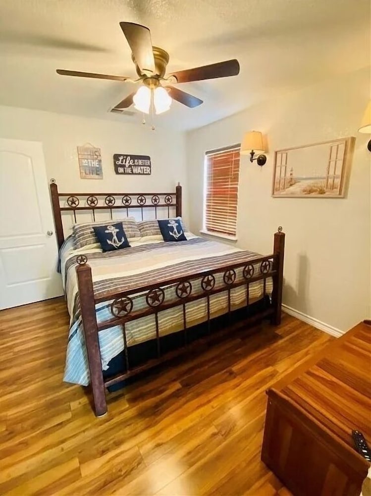 Aransas Pass Retreat Ap338 3 Bedroom Home