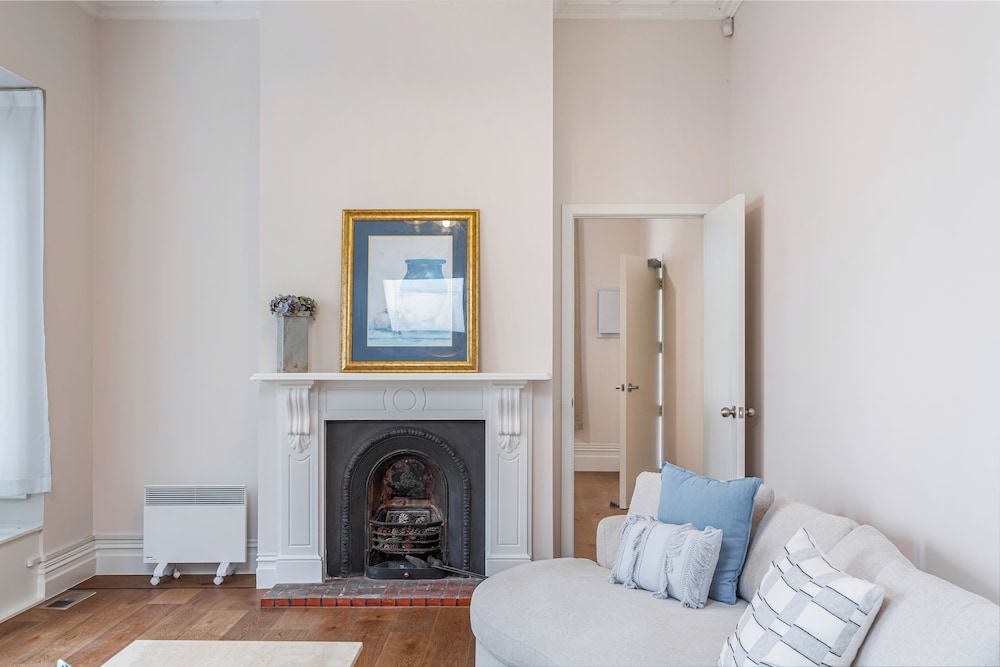 Gorgeous 4BR Mt Eden Retreat by Zodiak Stays