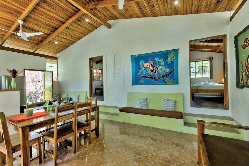 Las Palomas Villas