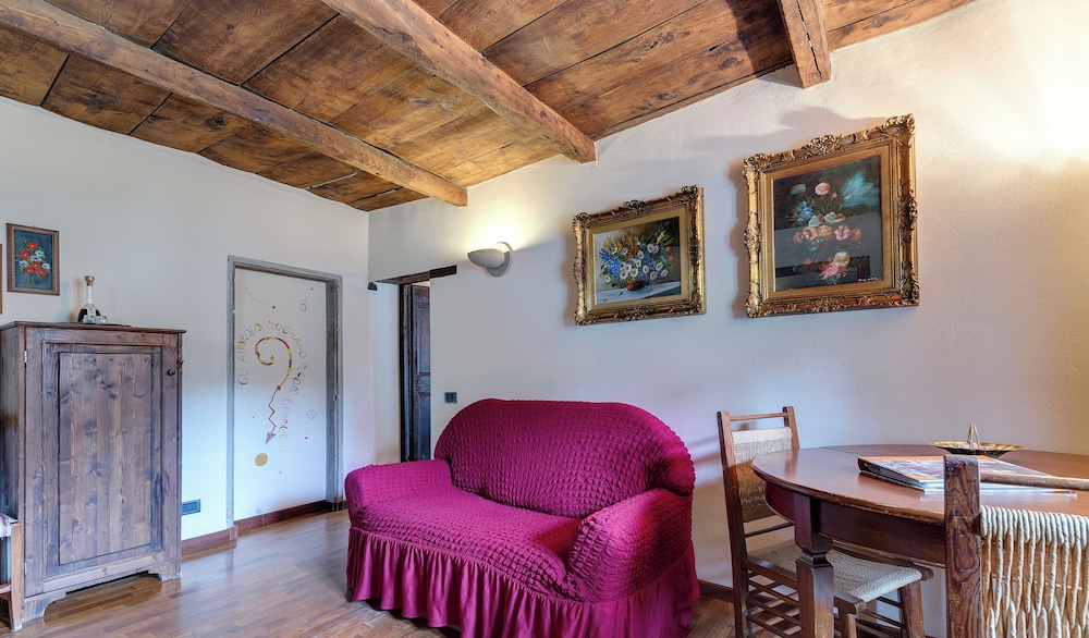 Entire Hilltop Villa With Private Pool In Palazzuolo Sul Senio