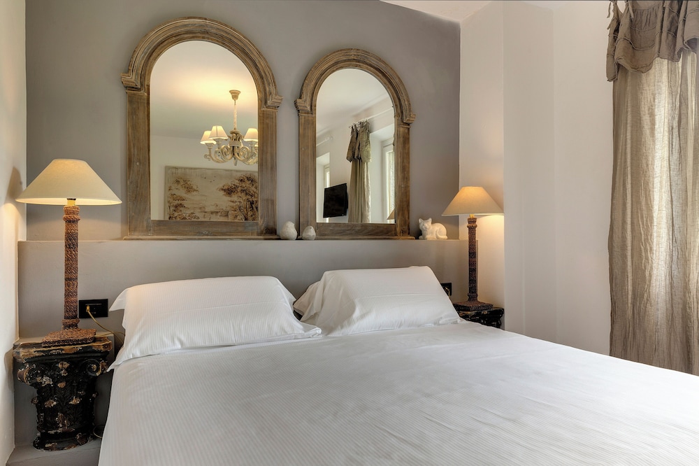 Entire Hilltop Villa With Private Pool In Palazzuolo Sul Senio