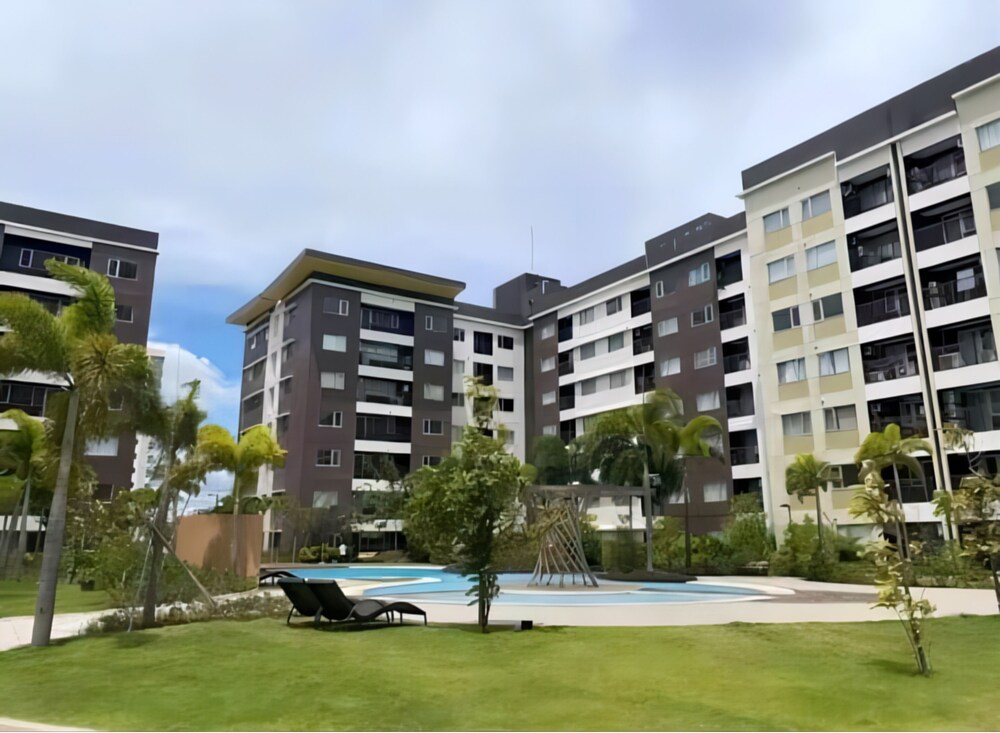 Wonderful One Bedroom Avida 24 view 5