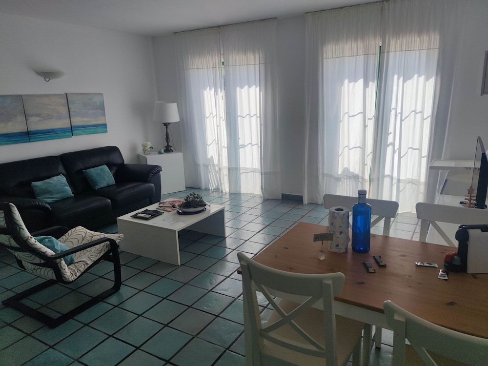 First Line Luxury Apartment by El Sirocco