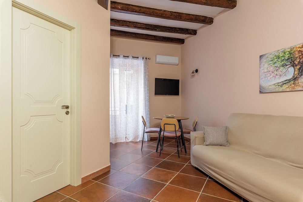Alabardieri Apartments by Wonderful Italy