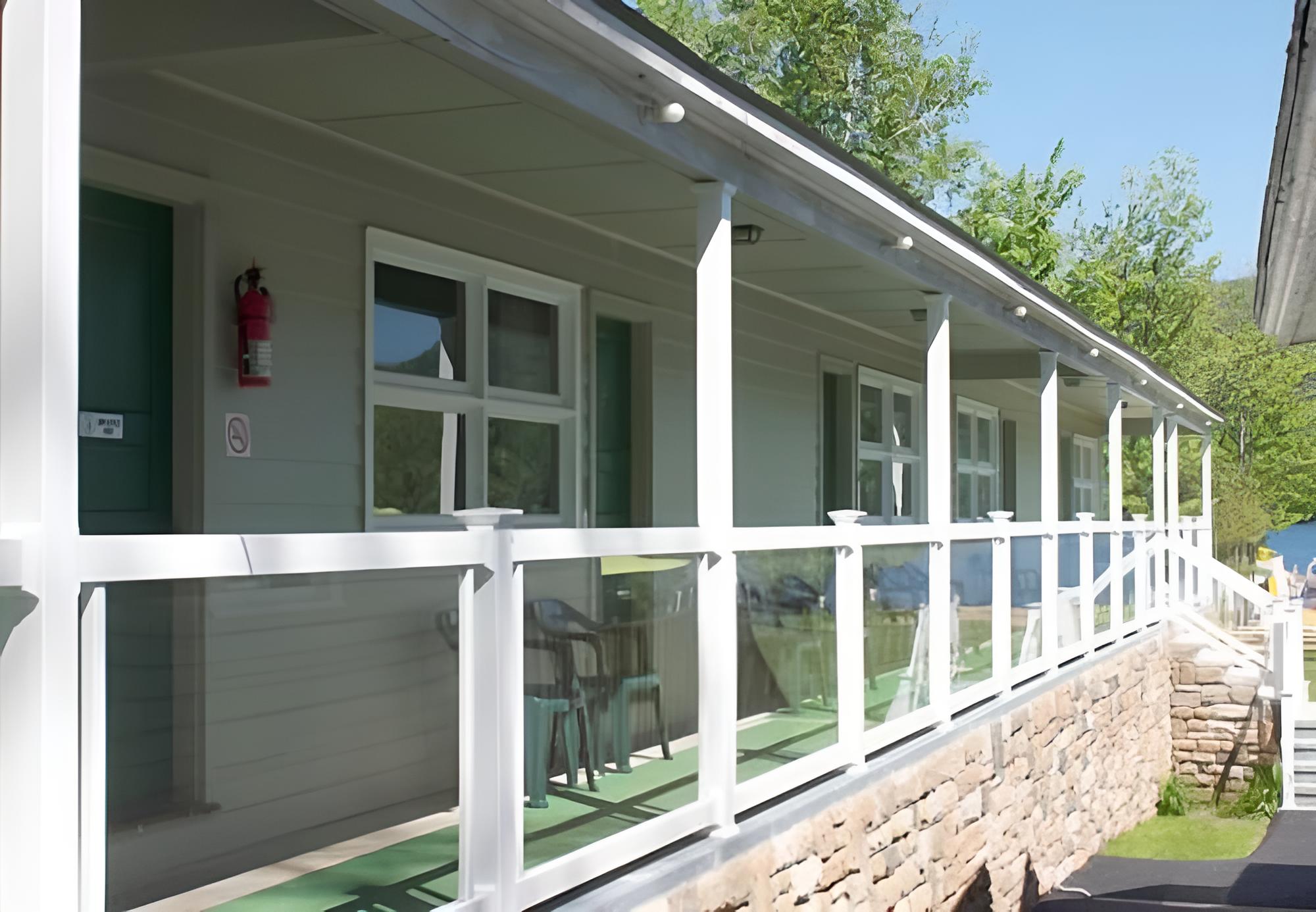 Shore Meadows Motel
