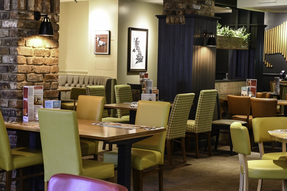 Premier Inn Macclesfield North, photo 41