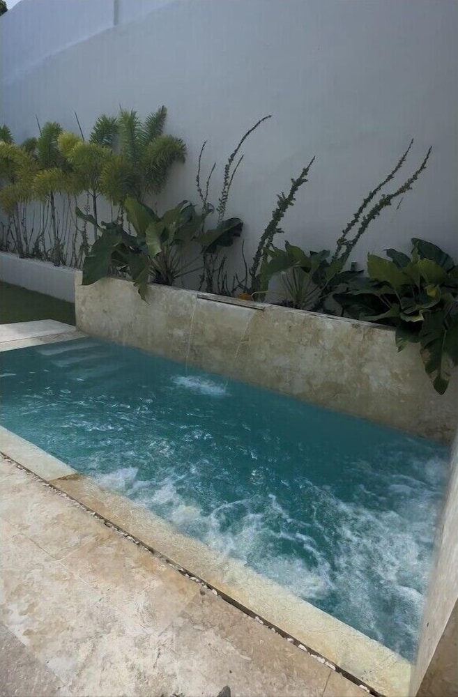 Luxury Villa-Sunny BlueSky W/Ocean-Mtn View