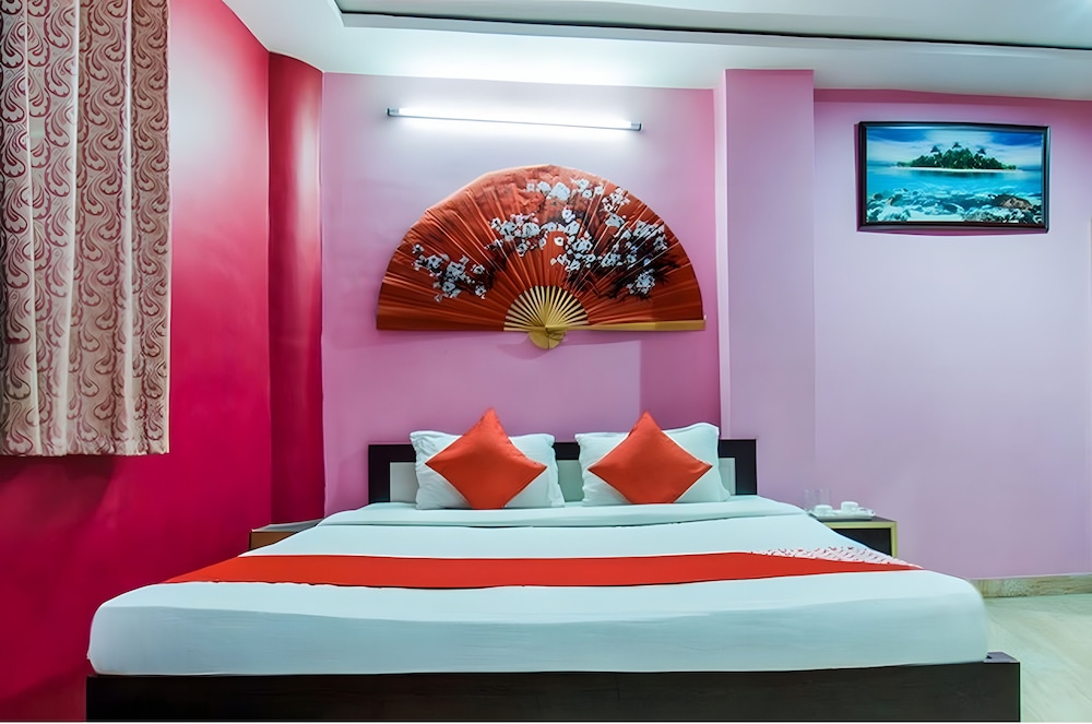 HOTEL PRADHAN INN