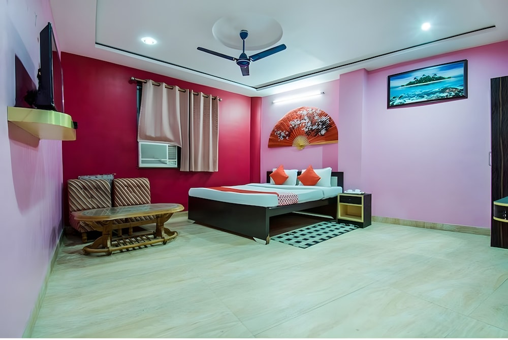 HOTEL PRADHAN INN