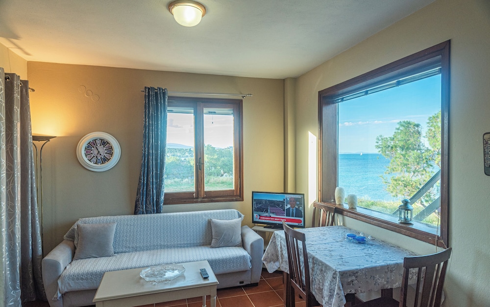 Aegean Bliss Residences Karfas