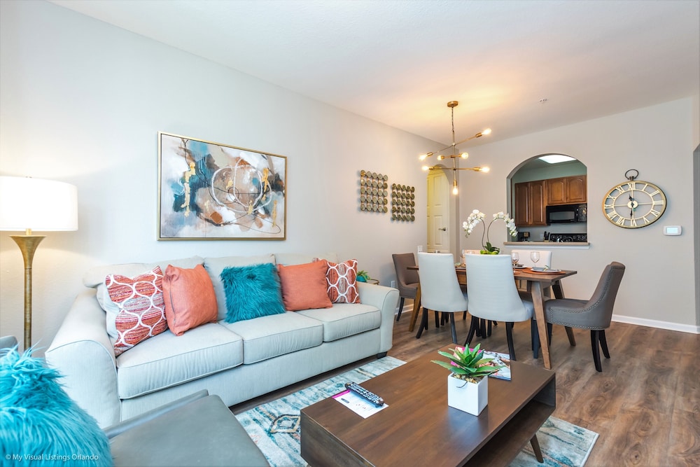 Gorgeous Vista Cay Condo, Next to Resort Clubhouse